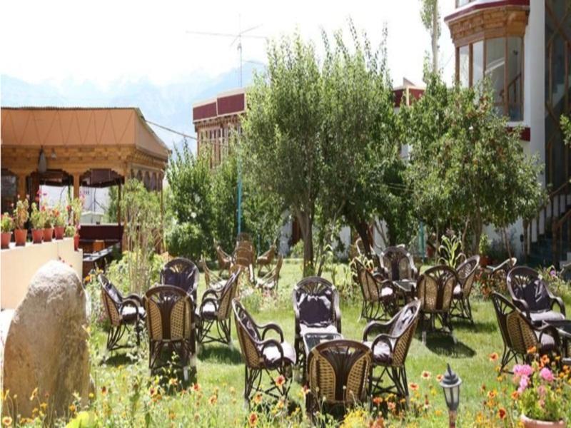 Hotel Royal Palace - Leh Dış mekan fotoğraf