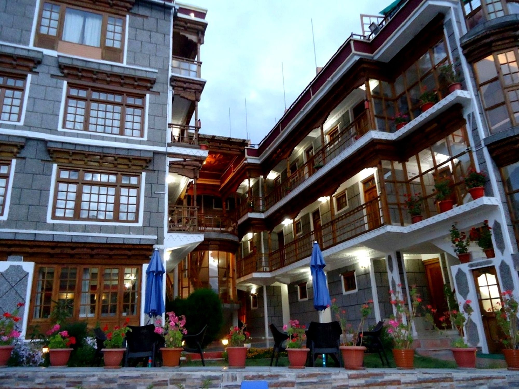 Hotel Royal Palace - Leh Dış mekan fotoğraf